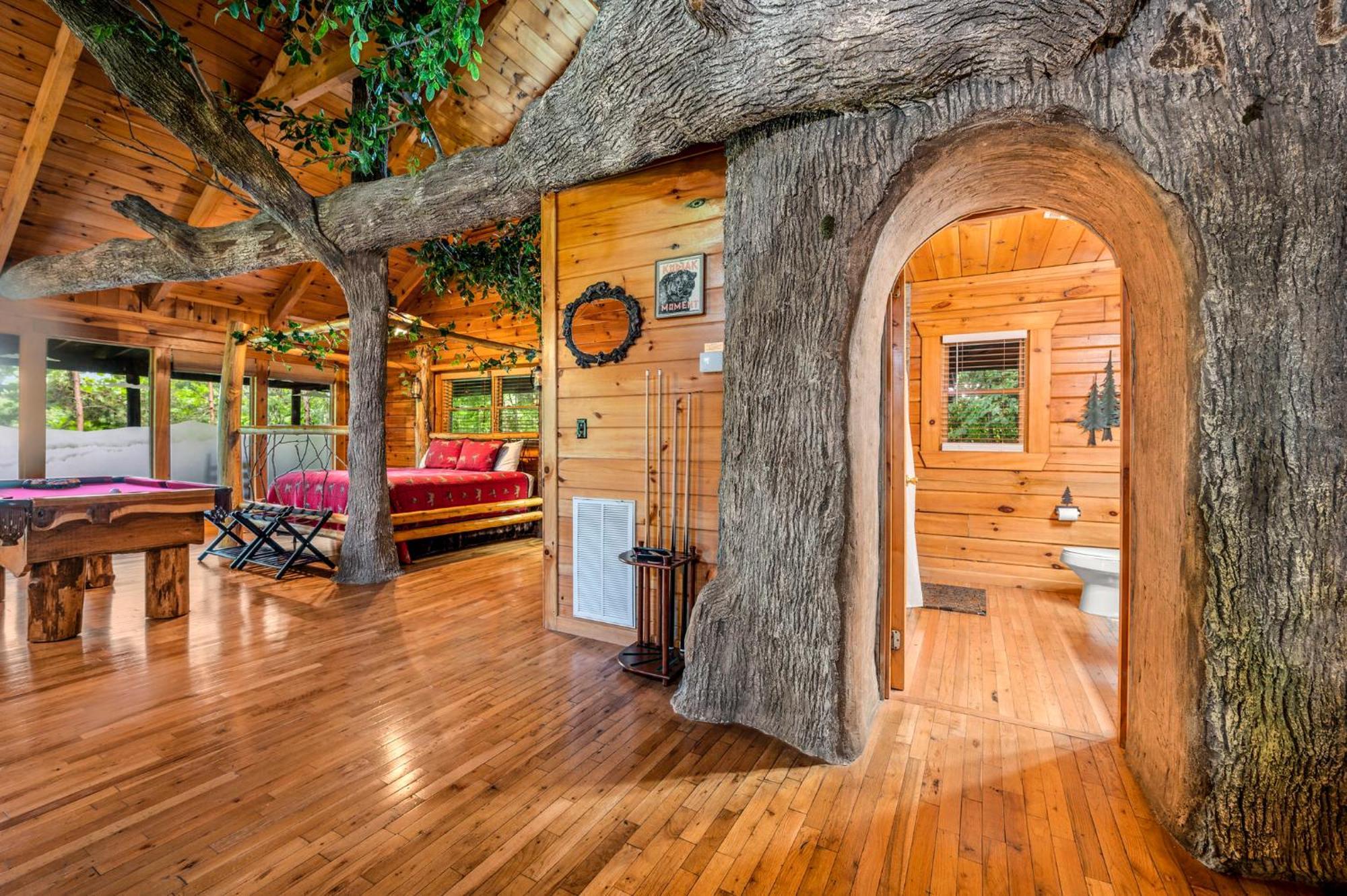 Gatlinburg Enchanted Treehouse By Stony Brook Cabins Zewnętrze zdjęcie