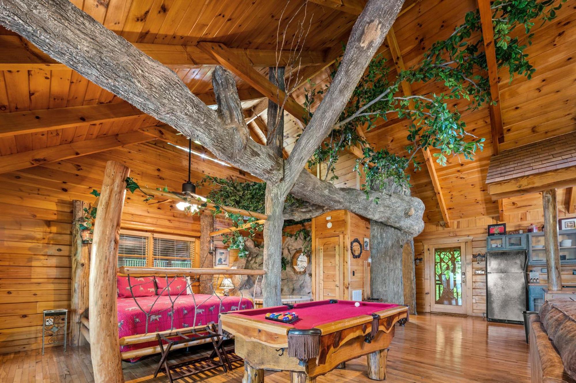 Gatlinburg Enchanted Treehouse By Stony Brook Cabins Zewnętrze zdjęcie